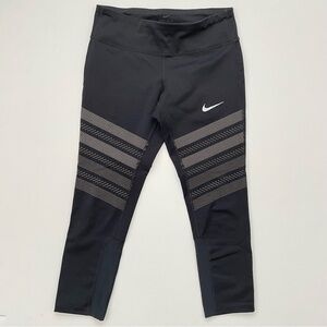 Nike Women’s Dri-Fit Ankle Leggings Size S